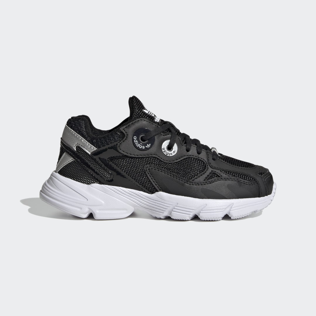 Adidas Astir Core Black / Core Black / Cloud White (GY6658)