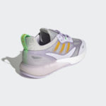 Sneaker GZ7861