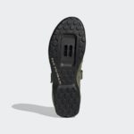 Sneaker GZ9252