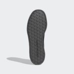 Sneaker GZ9865