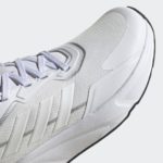 Sneaker H00553