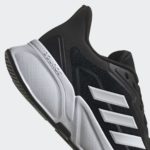 Sneaker H00554