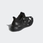 Adidas UltraBOOST H01093
