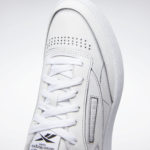 Sneaker H02407