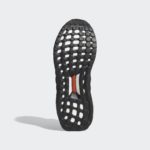 Adidas UltraBOOST H02590