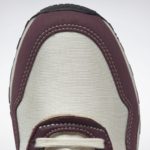 Sneaker H02606