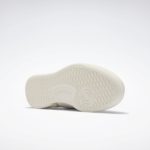 Sneaker H68833