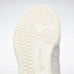 Sneaker H68833
