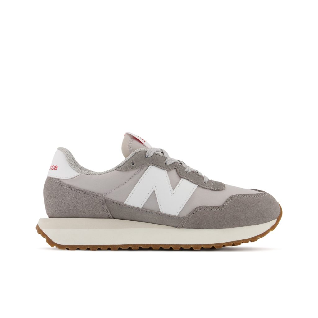 New Balance New Balance Grey/Beige (GS237PE)