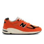 New Balance 990
