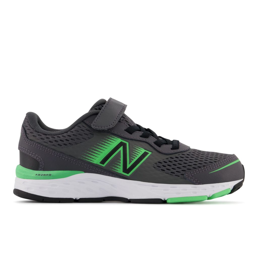 Sneaker YA680VB6