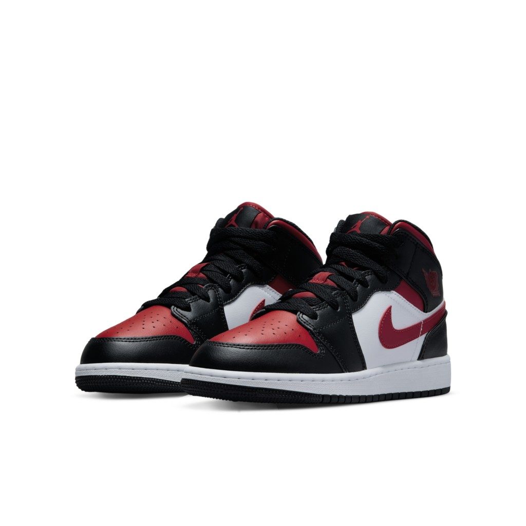 Sneaker 554725-079