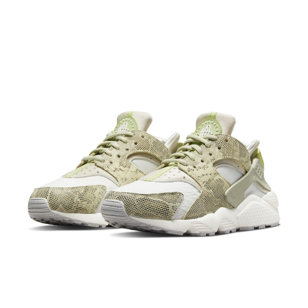 Nike Air Huarache DV3207-001