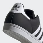 Sneaker EE8901