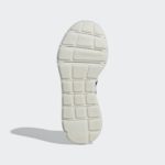 Adidas Swift Run FY5441