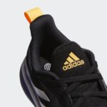 Sneaker FZ5496