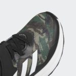 Sneaker GV9473
