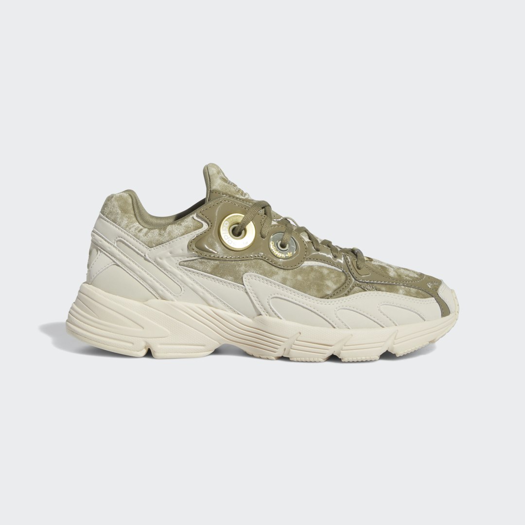 Sneaker GX8548