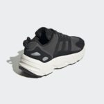 Sneaker GX9547