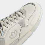 Sneaker GY0729