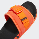 Sneaker GY1009