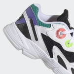 Sneaker GY3339