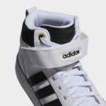 Sneaker GZ1338