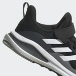 Sneaker GZ1825