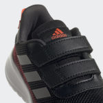 Sneaker GZ2680