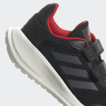 Sneaker GZ3439