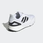 Sneaker GZ3549