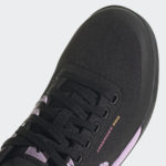 Sneaker GZ4705