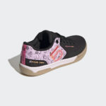 Sneaker GZ4706