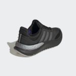 Sneaker GZ4923