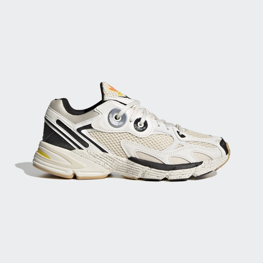 Sneaker HQ9818