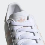 Sneaker EE8910