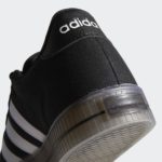 Sneaker FW7050