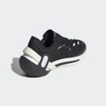 Sneaker FZ4524