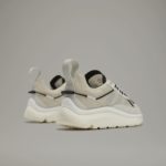 Sneaker GW8651