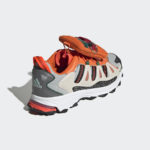 Sneaker GW8810