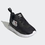Sneaker GX1892