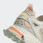 Sneaker GX4513