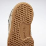 Sneaker GY2068