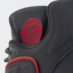 Sneaker HP7812