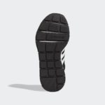 Adidas Swift Run FY2150