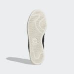 Sneaker GW5759