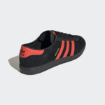 Sneaker GZ2044