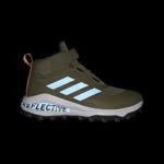 Sneaker GZ2199