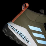 Sneaker GZ2199