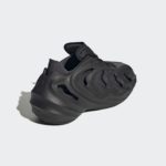 Sneaker HP6586
